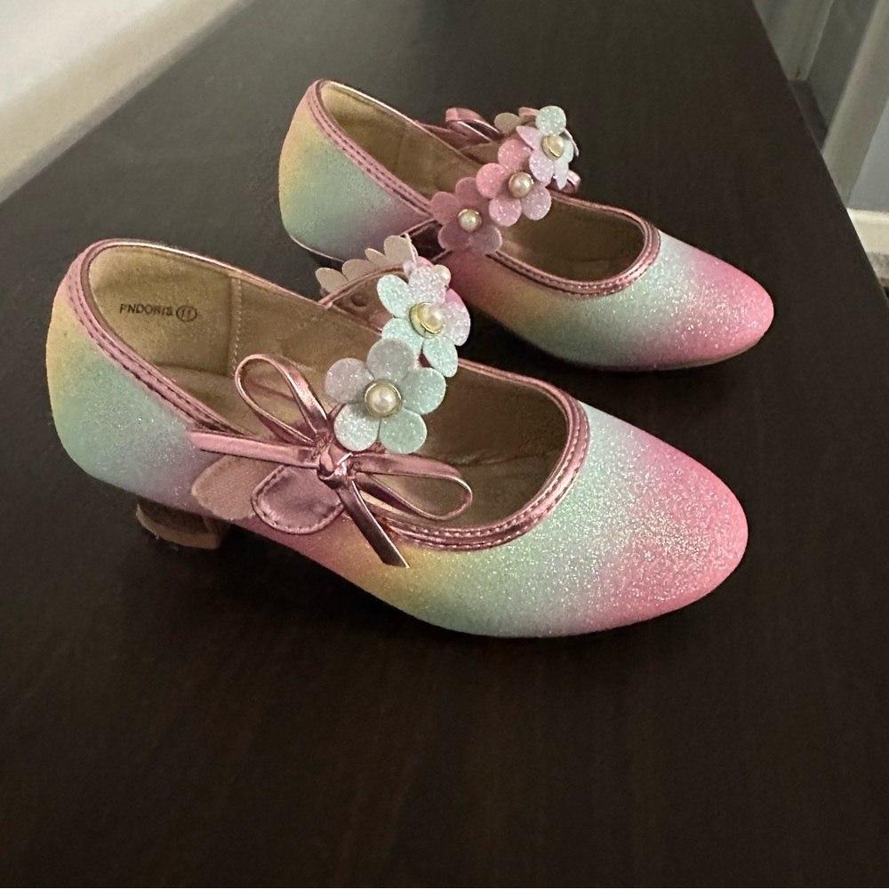 Girls heels